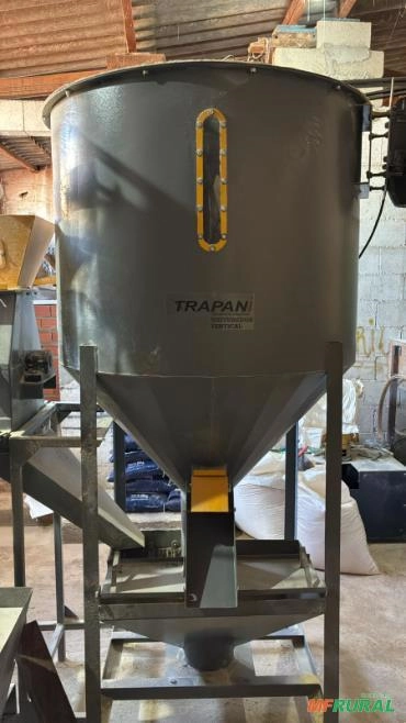 Imagem OPORTUNIDADE IMPERDÍVEL – MINI FÁBRICA DE RAÇÃO MF 1000 COM 4 MESES DE USO Imagem OPORTUNIDADE IMPERDÍVEL – MINI FÁBRICA DE RAÇÃO MF 1000 COM 4 MESES DE USO