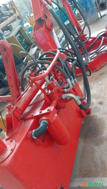 Imagem ROÇADEIRA ARTICULADA  LAVRALE Imagem ROÇADEIRA ARTICULADA  LAVRALE