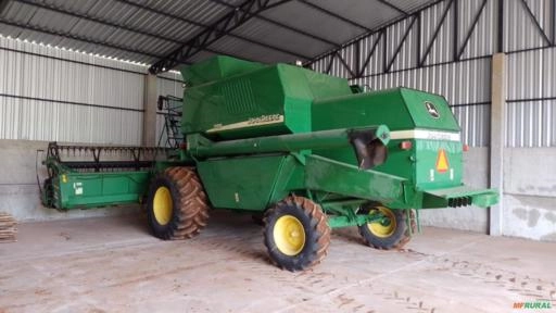 Imagem Colheitadeira 1550 John Deere Imagem Colheitadeira 1550 John Deere
