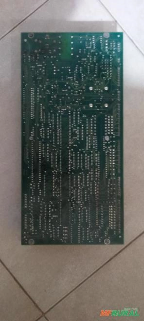 Imagem Peças e placas para chiller carrier 30hx Imagem Peças e placas para chiller carrier 30hx