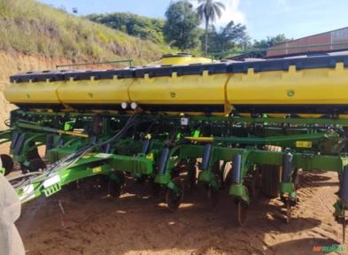 Plantadeira John Deere 2115 ano 2012 Imagem Plantadeira John Deere 2115 ano 2012