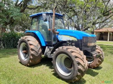 Trator New Holland TM 7020 4x4 ano 09 Imagem Trator New Holland TM 7020 4x4 ano 09