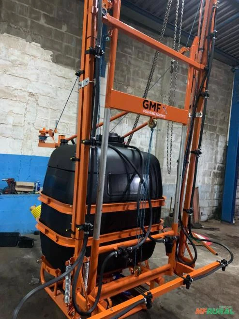 PULVERIZADOR 600 LITROS 12 MTS MANUAL