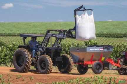 Imagem Distribuidor de Fertilizantes Fertinox 2200 - Marispan Imagem Distribuidor de Fertilizantes Fertinox 2200 - Marispan