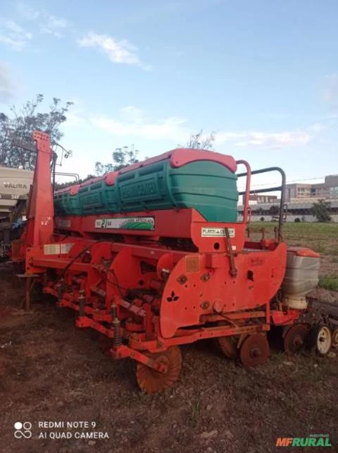 PLANTADEIRA PLANTICENTER BIG FARM G4- 19 LINHAS 50 CM - ANO 2013/2013 Imagem PLANTADEIRA PLANTICENTER BIG FARM G4- 19 LINHAS 50 CM - ANO 2013/2013