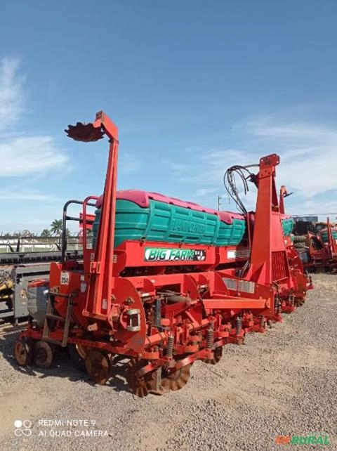 Imagem PLANTADEIRA PLANTICENTER BIG FARM G4- 15 LINHAS 45 CM  - ANO 2013/2013 Imagem PLANTADEIRA PLANTICENTER BIG FARM G4- 15 LINHAS 45 CM  - ANO 2013/2013