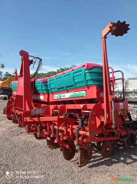 PLANTADEIRA PLANTICENTER BIG FARM G4- 15 LINHAS 45 CM  - ANO 2013/2013 Imagem PLANTADEIRA PLANTICENTER BIG FARM G4- 15 LINHAS 45 CM  - ANO 2013/2013