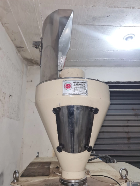 Empacotadora de café e outros pó. Jocar Imagem Empacotadora de café e outros pó. Jocar