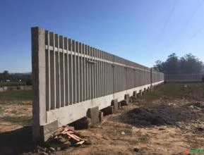 Muro e Gradil de concreto pré moldado