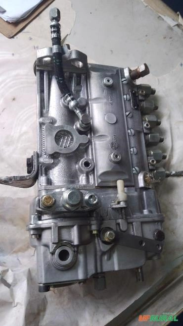 Imagem Bomba injetora motor cumins 6 cilindro turbo Imagem Bomba injetora motor cumins 6 cilindro turbo