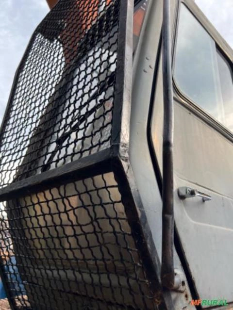 Imagem Escavadeira hidráulica FH220.3 Imagem Escavadeira hidráulica FH220.3