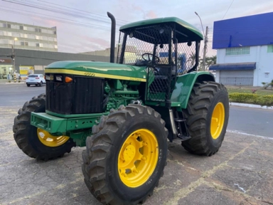 Trator John Deere 6600 4x4 ano 00 Imagem Trator John Deere 6600 4x4 ano 00