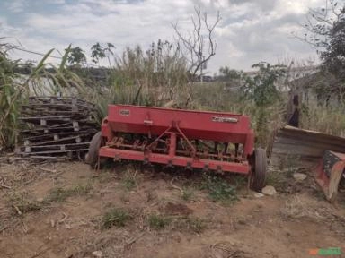 Imagem Semeadeira fankhauser 13 linhas Imagem Semeadeira fankhauser 13 linhas