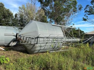 Imagem SILOS PARA RAÇÃO Imagem SILOS PARA RAÇÃO