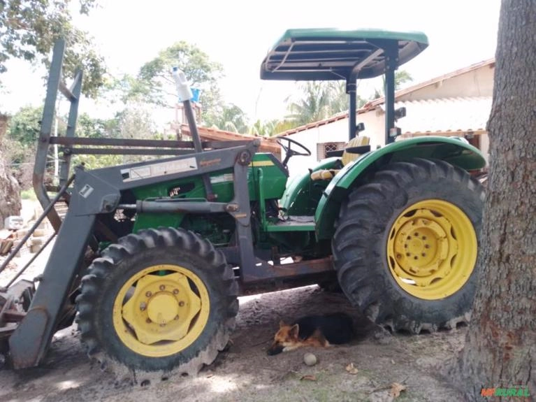 Trator John Deere 5090 4x4 ano 14 Imagem Trator John Deere 5090 4x4 ano 14