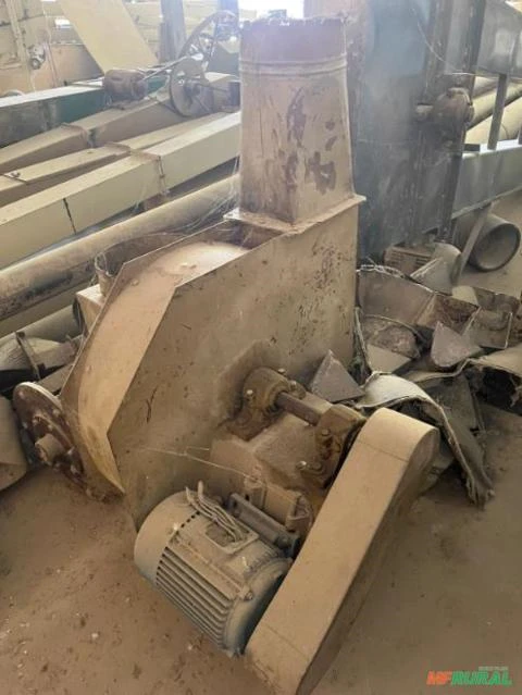 Exaustor completo com motor Imagem Exaustor completo com motor