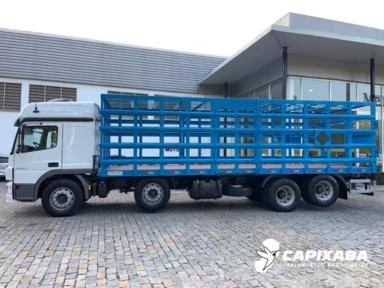 Carroceria bitruck gaiola transporte de gás botijão - 704 P13