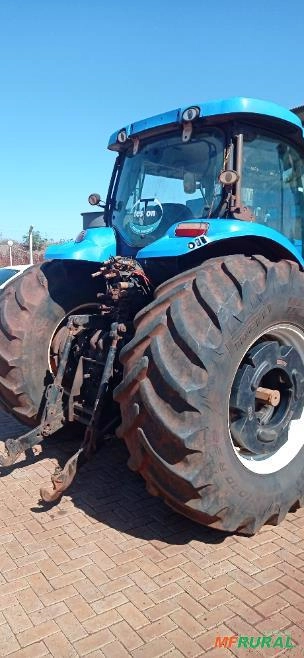 Trator New Holland T7.245 4x4 ano 14 Imagem Trator New Holland T7.245 4x4 ano 14