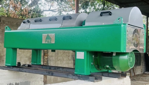 MÁQUINA DECANTER CENTRÍFUGO - TRIDECANTER Imagem MÁQUINA DECANTER CENTRÍFUGO - TRIDECANTER