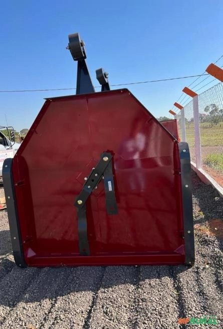 Imagem ROÇADEIRA TRASEIRA Imagem ROÇADEIRA TRASEIRA