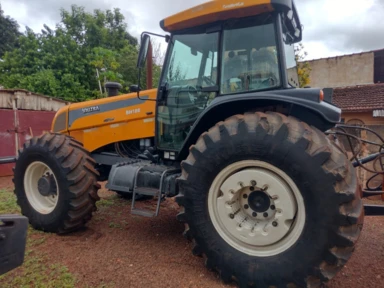 Trator Valtra/Valmet BH 180 4x4 ano 10