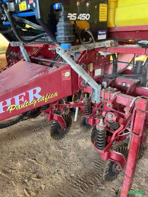 Imagem Plantadeira vence tudo panther 9000 Imagem Plantadeira vence tudo panther 9000