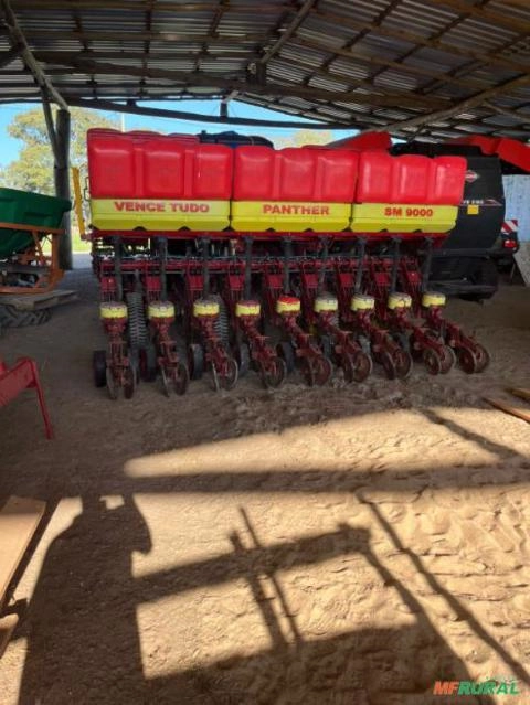Imagem Plantadeira vence tudo panther 9000 Imagem Plantadeira vence tudo panther 9000