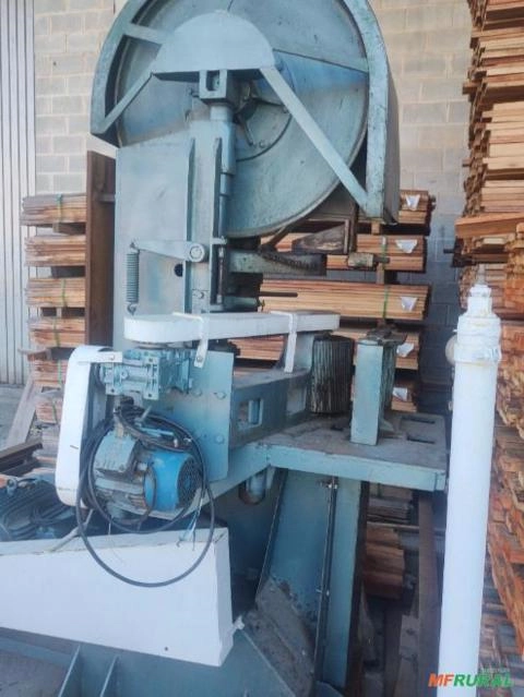 Serra de Fita Dambroz, volante 90 cm, motor weg 30 cv Imagem Serra de Fita Dambroz, volante 90 cm, motor weg 30 cv