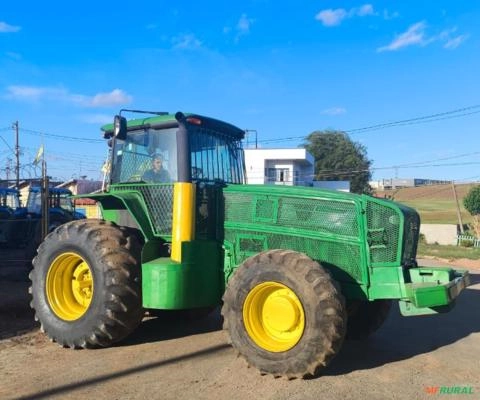 TRATOR JOHN DEERE 7210J Imagem TRATOR JOHN DEERE 7210J
