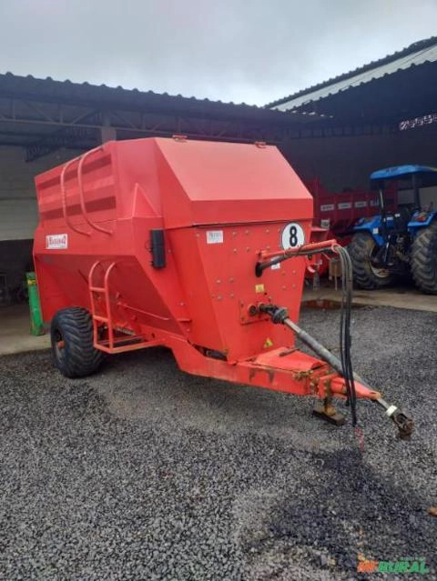 Vagão Forrageiro 7 m3 inox Haramak c balança seminovo Imagem Vagão Forrageiro 7 m3 inox Haramak c balança seminovo