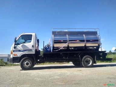 Imagem TANQUE RODOVIÁRIO TRANSPORTE DE LEITE Imagem TANQUE RODOVIÁRIO TRANSPORTE DE LEITE