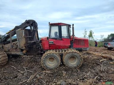 Komatsu 8x8