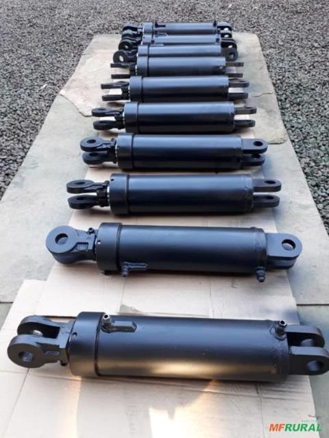 CILINDROS HIDRÁULICO PARA TRANSBORDO Imagem CILINDROS HIDRÁULICO PARA TRANSBORDO