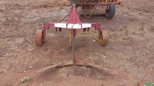 Afofador de mandioca 2 linhas plantcenter 2020 Imagem Afofador de mandioca 2 linhas plantcenter 2020