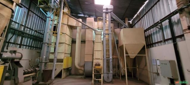 Imagem Fabrica completa para produção de rações de peixe Imagem Fabrica completa para produção de rações de peixe