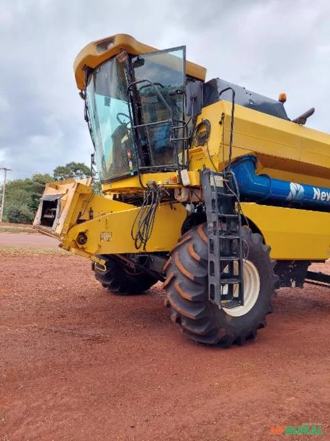 Colheitadeira New Holland Imagem Colheitadeira New Holland
