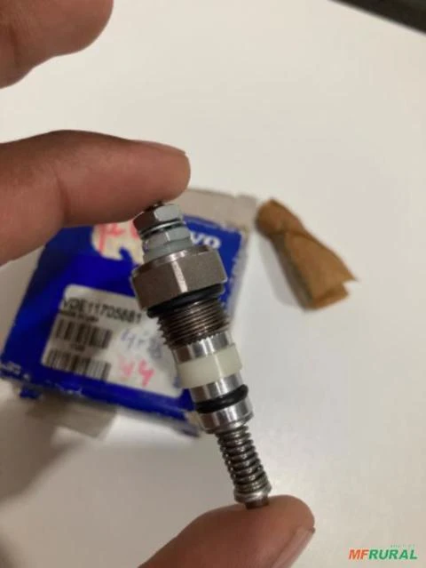 Sensor do Óleo Maquinas VOLVO Original (11705881) Volvo CE Imagem Sensor do Óleo Maquinas VOLVO Original (11705881) Volvo CE