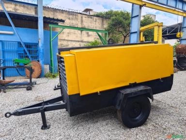 Compressor à diesel Atlas Copco XAS 186 / 400 pcm Imagem Compressor à diesel Atlas Copco XAS 186 / 400 pcm