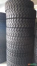 PNEUS 295/80R22,5.