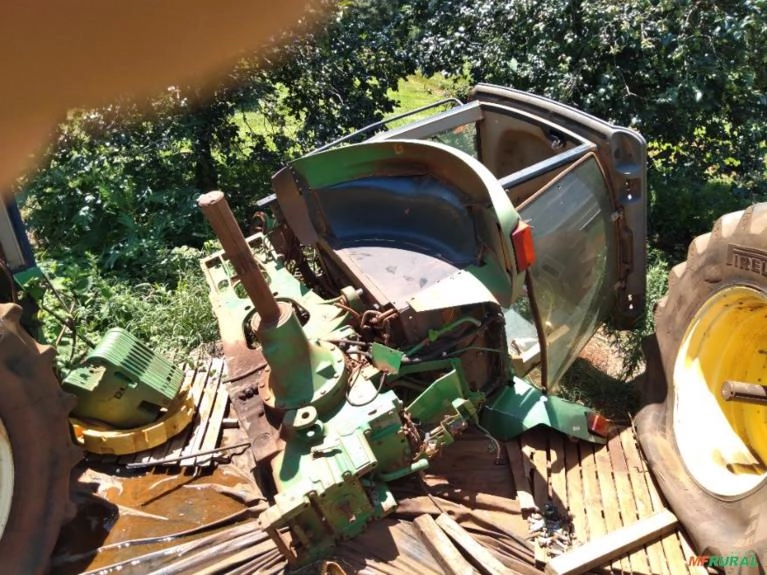 Cabine para Trator John Deere 7185J 4x4 ano 10 Imagem Cabine para Trator John Deere 7185J 4x4 ano 10