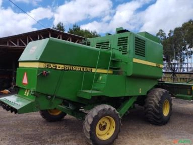 Colheitadeira John Deere 1175 com motor novo Imagem Colheitadeira John Deere 1175 com motor novo