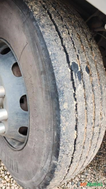 Imagem Caminhão Mercedes Benz (MB) Atego 2429 ano 13 Imagem Caminhão Mercedes Benz (MB) Atego 2429 ano 13