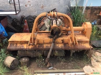 Triturador Hidráulico. Herder - Linha Votex 2m de comprimento. 20 martelos 1,3kg Imagem Triturador Hidráulico. Herder - Linha Votex 2m de comprimento. 20 martelos 1,3kg