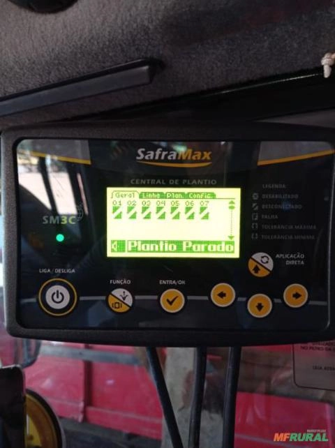 Plantadeira KF 7 linhas Imagem Plantadeira KF 7 linhas