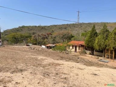 VENDE - SE FAZENDA PARA AGRICULTURA, MINERAÇÃO E TURISMO NO INTERIOR DE MG