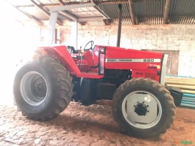 Trator Massey Ferguson 620 4x2 ano 05 Imagem Trator Massey Ferguson 620 4x2 ano 05