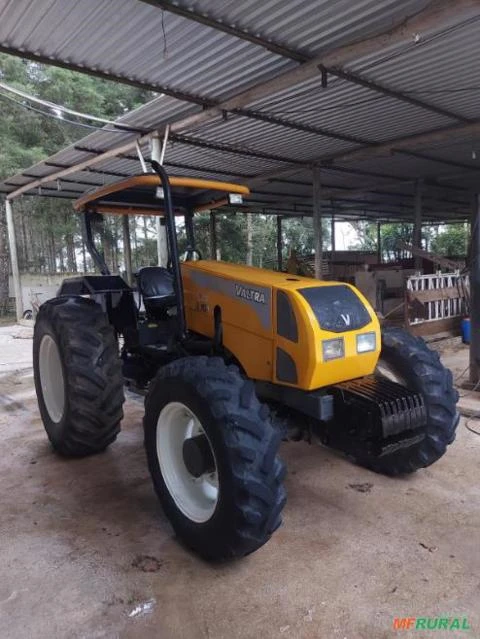Imagem Trator Valtra/Valmet A 750 4x4 ano 10 Imagem Trator Valtra/Valmet A 750 4x4 ano 10