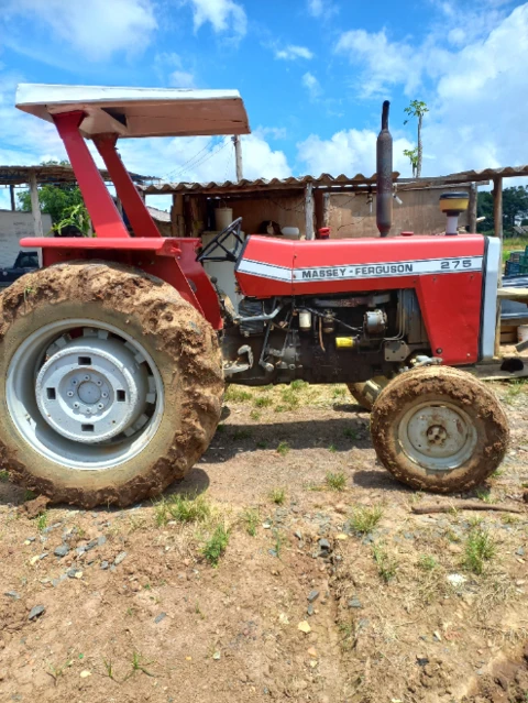 Trator Massey Ferguson 275 4x2 ano 82