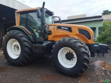 TRATOR VALTRA BH 210 ANO 2015