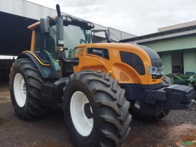 TRATOR VALTRA BH 210 ANO 2015